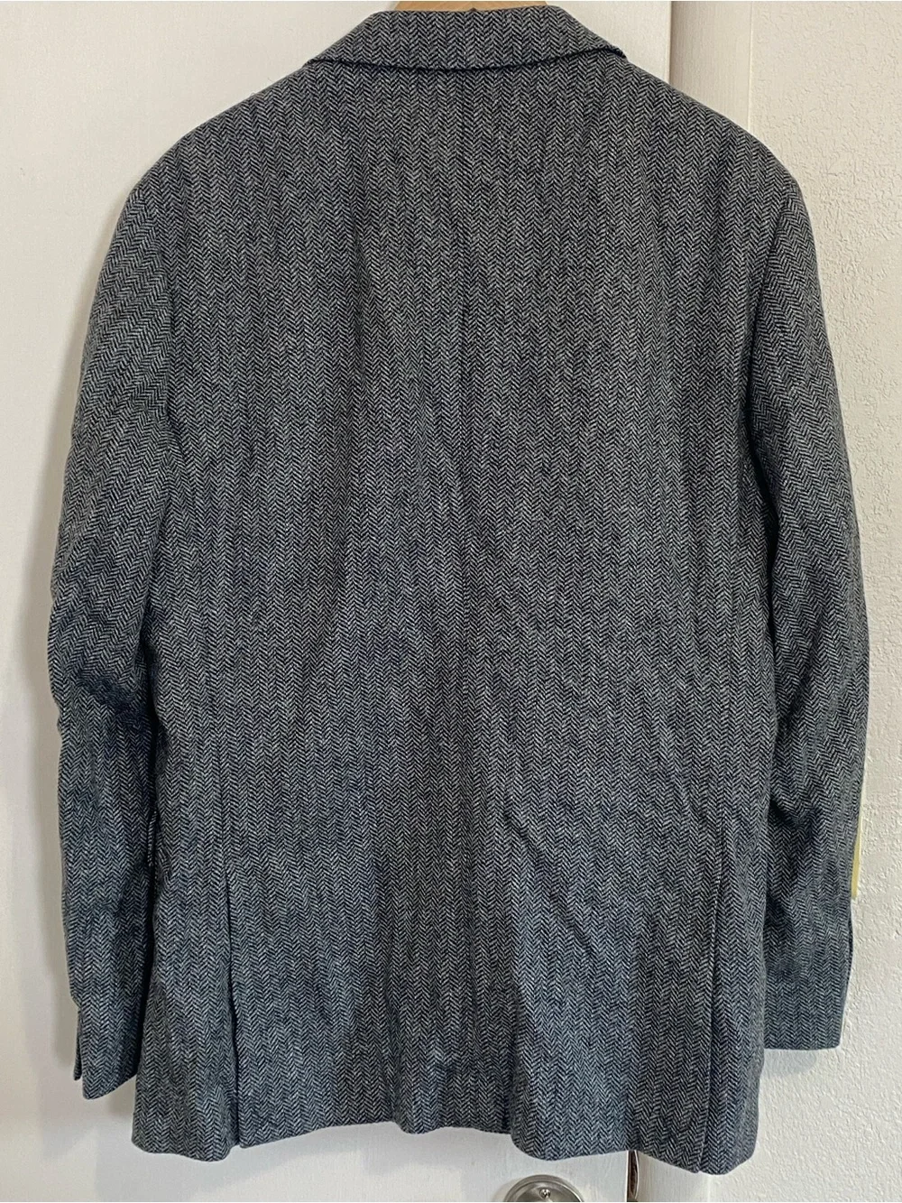 J.Crew Ludlow Blazer in Herringbone English Tweed | 42R | Grey I Classic | Slim